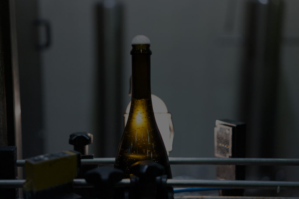 Bottling of a Rigoni Vittorino wine at the winery